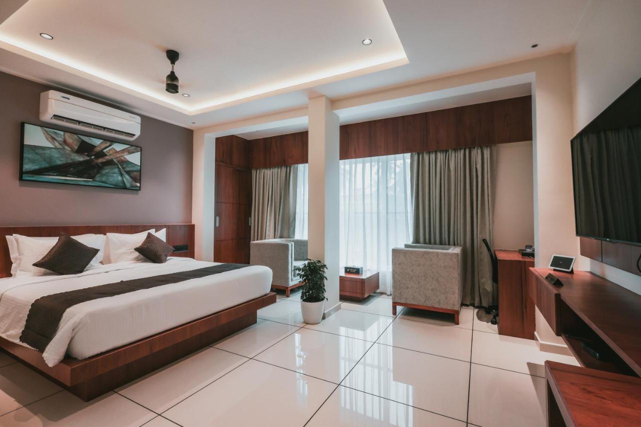 Kāsaragod Fortview Suites מראה חיצוני תמונה