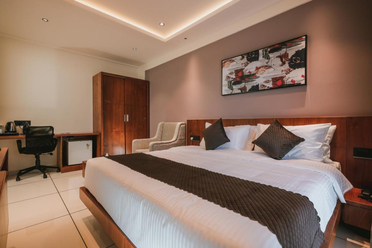 Kāsaragod Fortview Suites מראה חיצוני תמונה