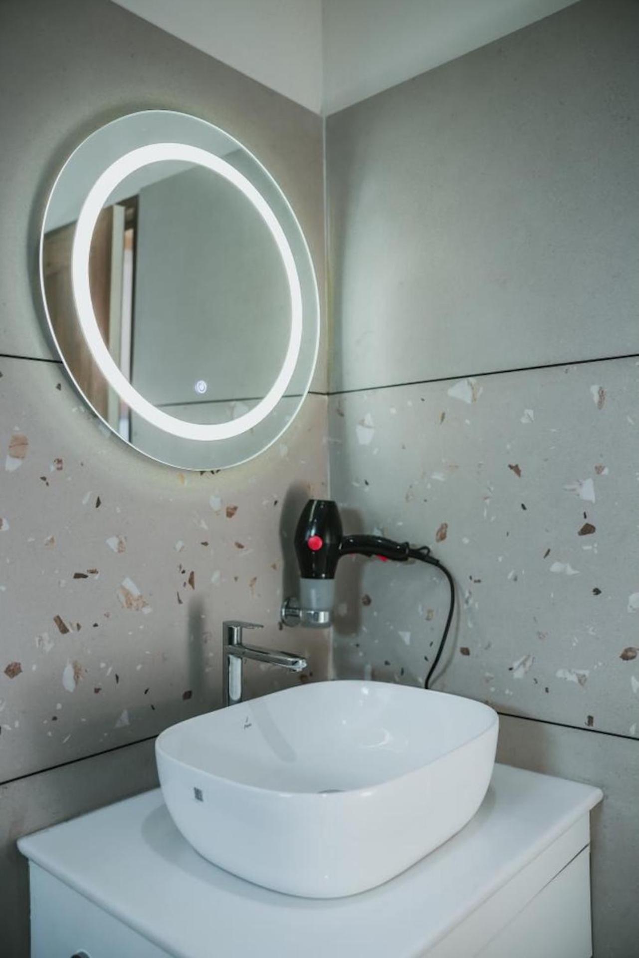 Kāsaragod Fortview Suites מראה חיצוני תמונה